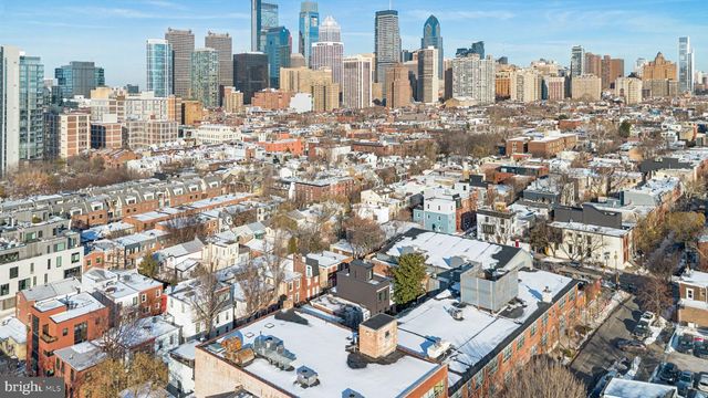 2518 WAVERLY ST, Philadelphia, PA 19146