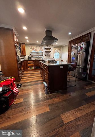 6 HAMPTON TER, Bala Cynwyd, PA 19004