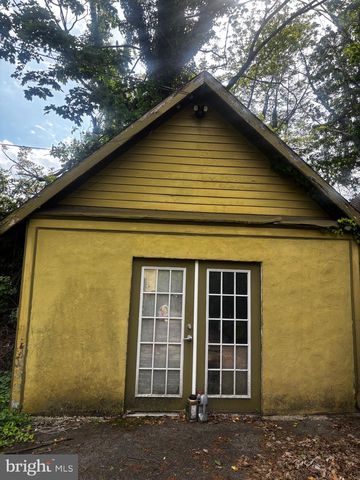 6 HAMPTON TER, Bala Cynwyd, PA 19004