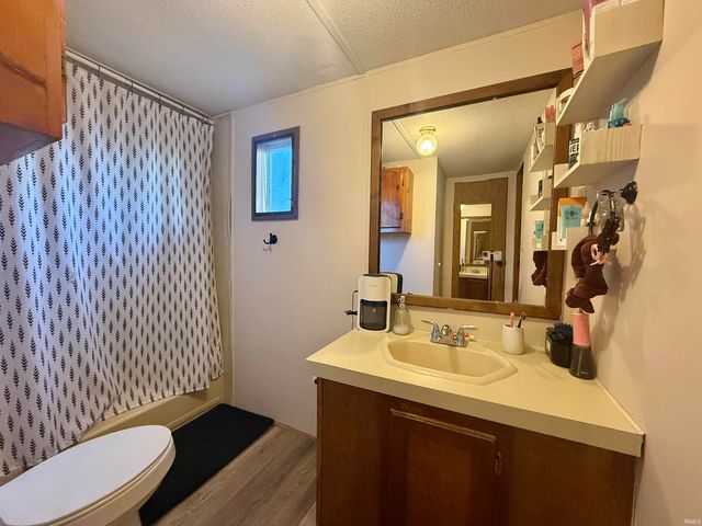 5244 Lee Acres Drive, Boonville, IN 47601