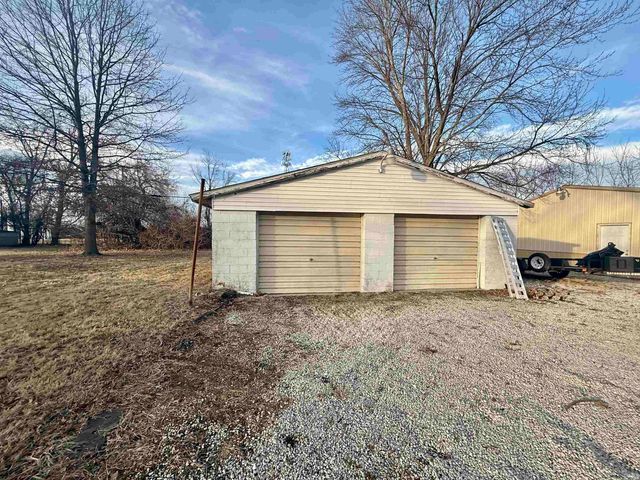 5244 Lee Acres Drive, Boonville, IN 47601