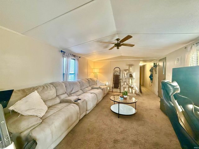 5244 Lee Acres Drive, Boonville, IN 47601