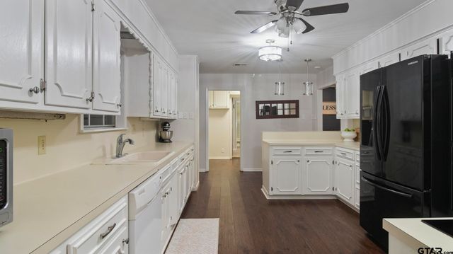 2829 Yorktown Drive, Tyler, TX 75701