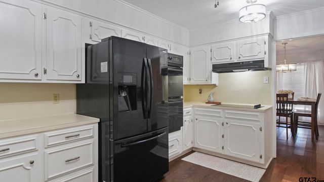 2829 Yorktown Drive, Tyler, TX 75701