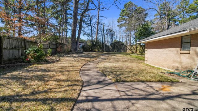 2829 Yorktown Drive, Tyler, TX 75701