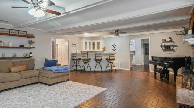 2829 Yorktown Drive, Tyler, TX 75701