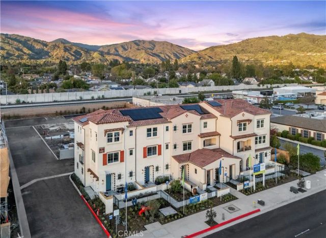 555 Gregory Way, Glendora, CA 91740