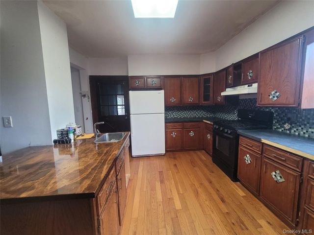 5041 State Route 52, Jeffersonville, NY 12748