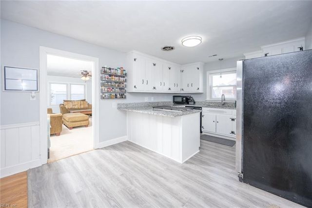 4905 Briarwood LN, Portsmouth, VA 23703