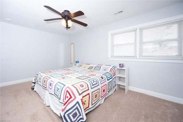 4905 Briarwood LN, Portsmouth, VA 23703