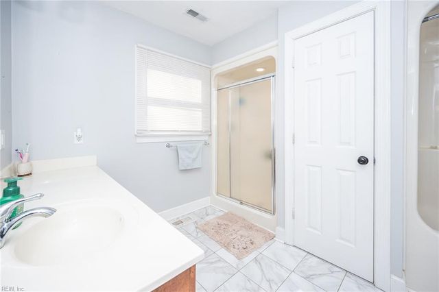 4905 Briarwood LN, Portsmouth, VA 23703