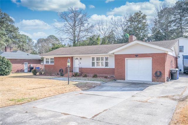 4905 Briarwood LN, Portsmouth, VA 23703