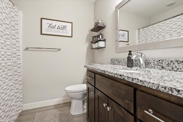 1030 Joy Circle SW, Cambridge, MN 55008
