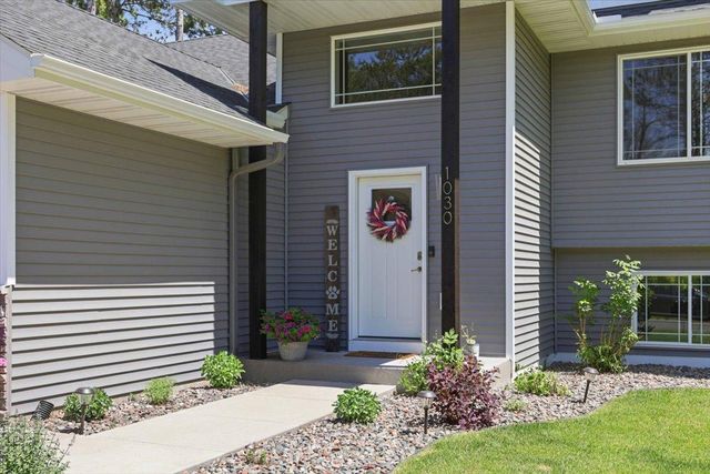 1030 Joy Circle SW, Cambridge, MN 55008