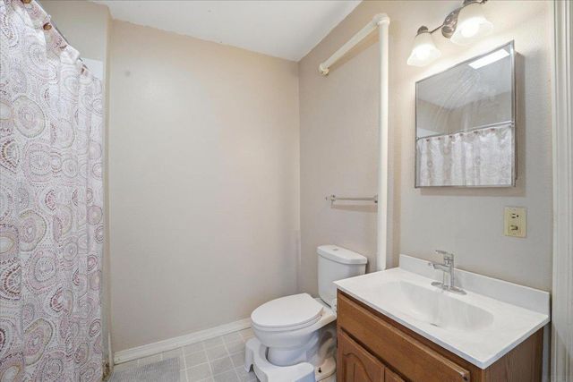 1721 & 1723 Falls Avenue, Waterloo, IA 50701