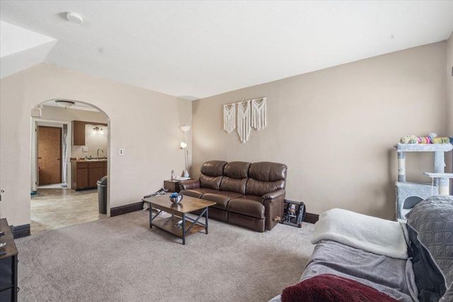 1721 & 1723 Falls Avenue, Waterloo, IA 50701