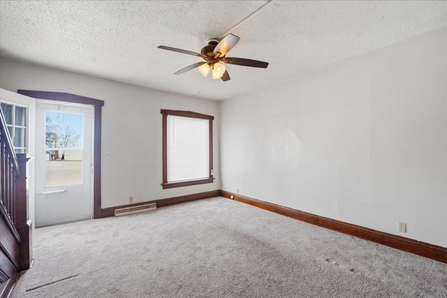 1721 & 1723 Falls Avenue, Waterloo, IA 50701