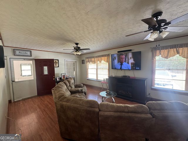 558 Old Brent Road, Forsyth, GA 31029