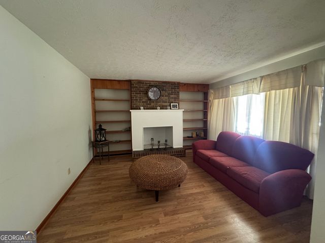 558 Old Brent Road, Forsyth, GA 31029