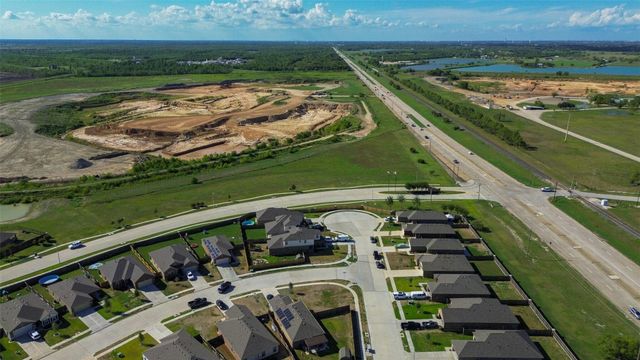 8620 Havana Dr, Texas City, TX 77591