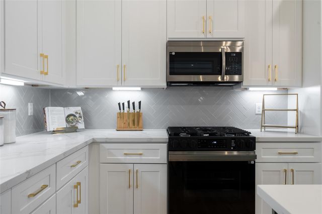 8421 Pech Landing Drive, Houston, TX 77055