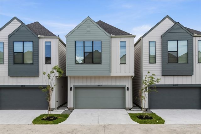 8421 Pech Landing Drive, Houston, TX 77055