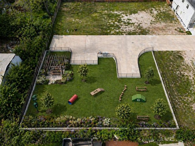 8421 Pech Landing Drive, Houston, TX 77055