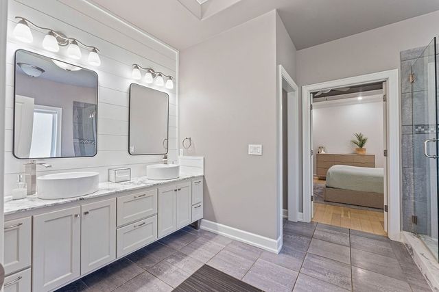 2901 W Dogwood Street, Rogers, AR 72758