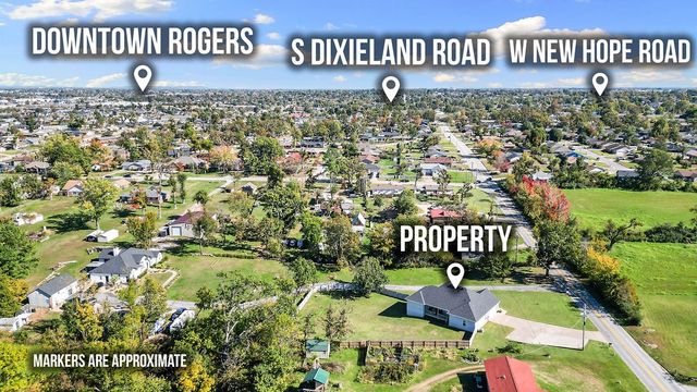 2901 W Dogwood Street, Rogers, AR 72758