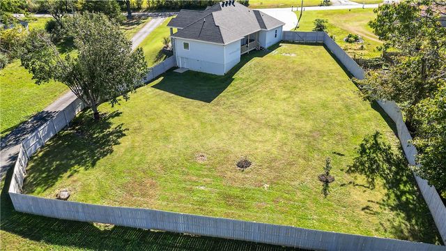 2901 W Dogwood Street, Rogers, AR 72758