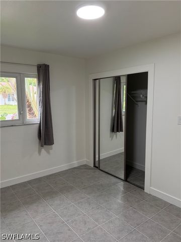 701 107th AVE N, Naples, FL 34108