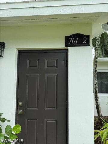 701 107th AVE N, Naples, FL 34108