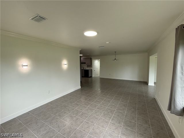 701 107th AVE N, Naples, FL 34108