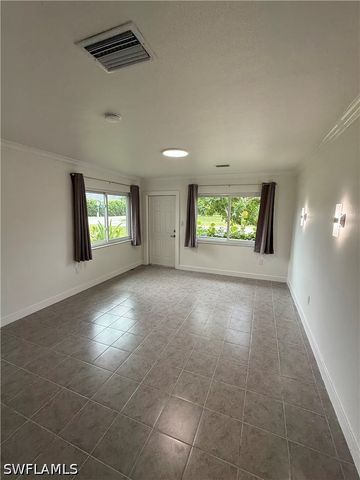 701 107th AVE N, Naples, FL 34108