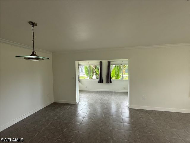 701 107th AVE N, Naples, FL 34108