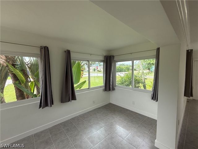 701 107th AVE N, Naples, FL 34108