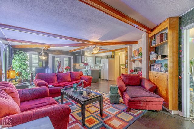 1 Nokomis Drive, Cherokee Village, AR 72529