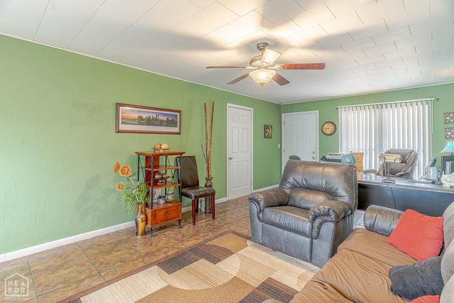 1 Nokomis Drive, Cherokee Village, AR 72529