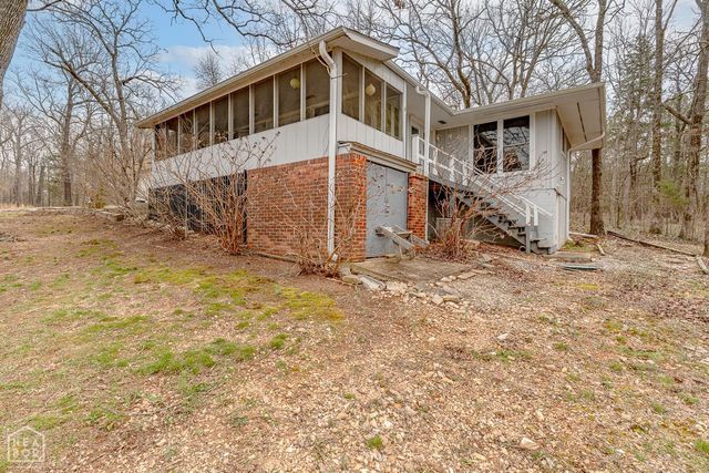 1 Nokomis Drive, Cherokee Village, AR 72529