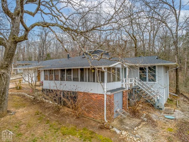1 Nokomis Drive, Cherokee Village, AR 72529