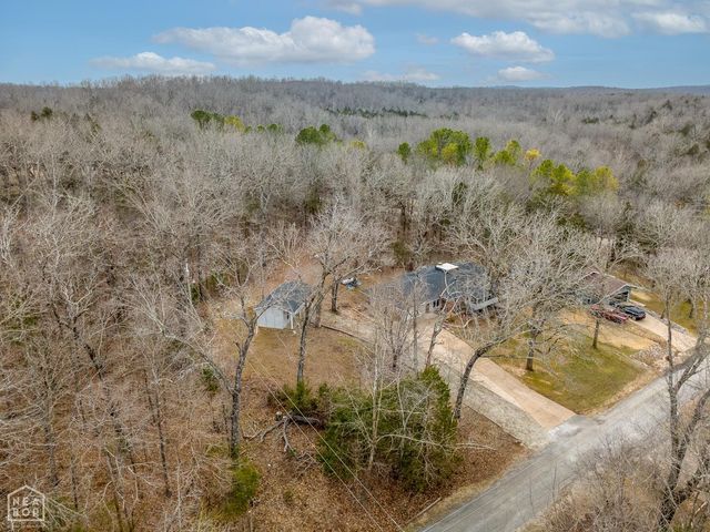1 Nokomis Drive, Cherokee Village, AR 72529