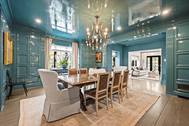 405 Sheridan Road, Kenilworth, IL 60043