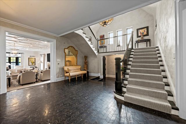 405 Sheridan Road, Kenilworth, IL 60043