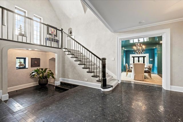 405 Sheridan Road, Kenilworth, IL 60043