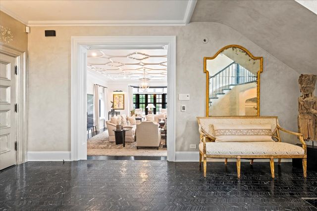 405 Sheridan Road, Kenilworth, IL 60043