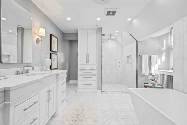 405 Sheridan Road, Kenilworth, IL 60043