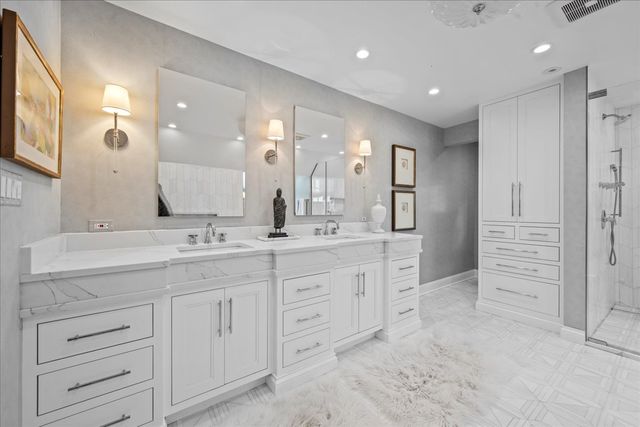 405 Sheridan Road, Kenilworth, IL 60043