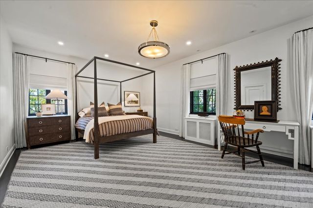 405 Sheridan Road, Kenilworth, IL 60043