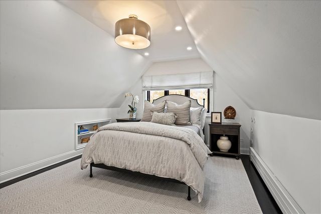 405 Sheridan Road, Kenilworth, IL 60043