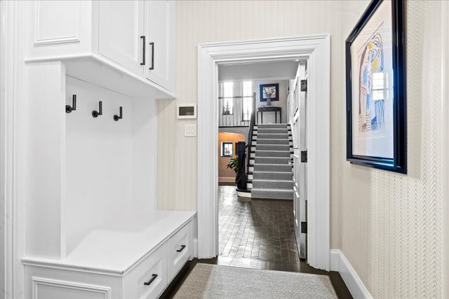 405 Sheridan Road, Kenilworth, IL 60043